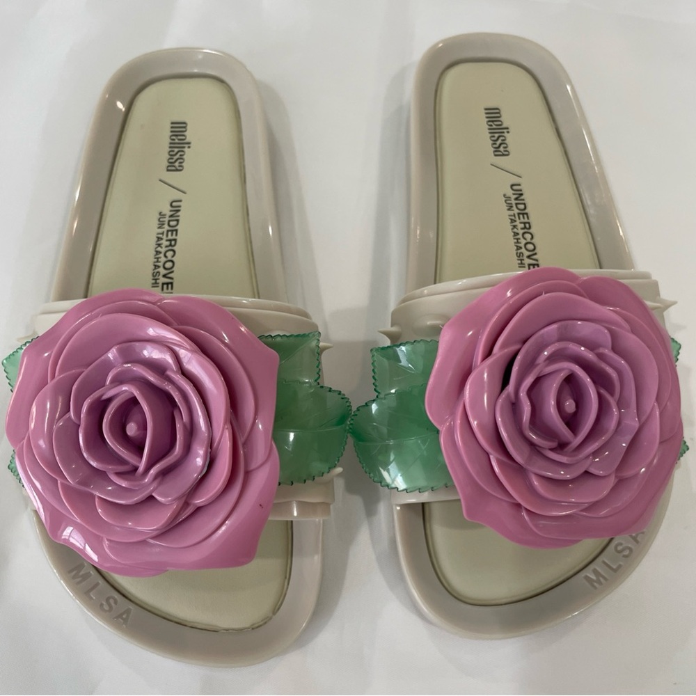 Melissa Undercover Beach Spikes Slides with Floral Design
